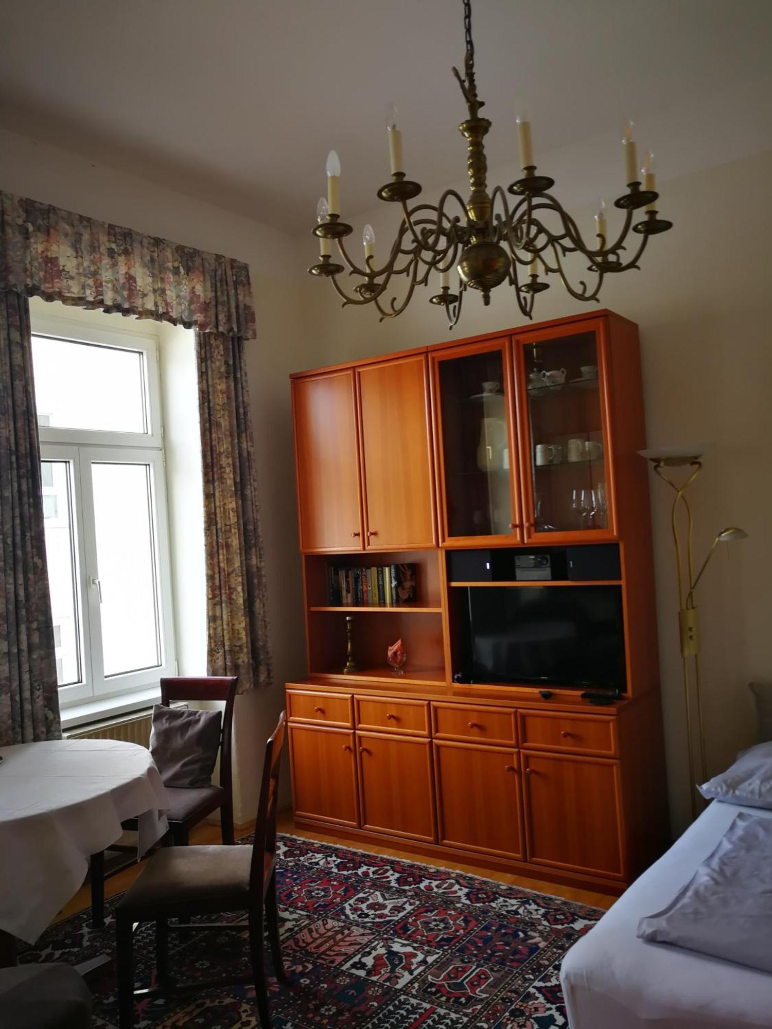 Garconniere Im Ehemaligen Hotel Austria Gmunden Exteriör bild
